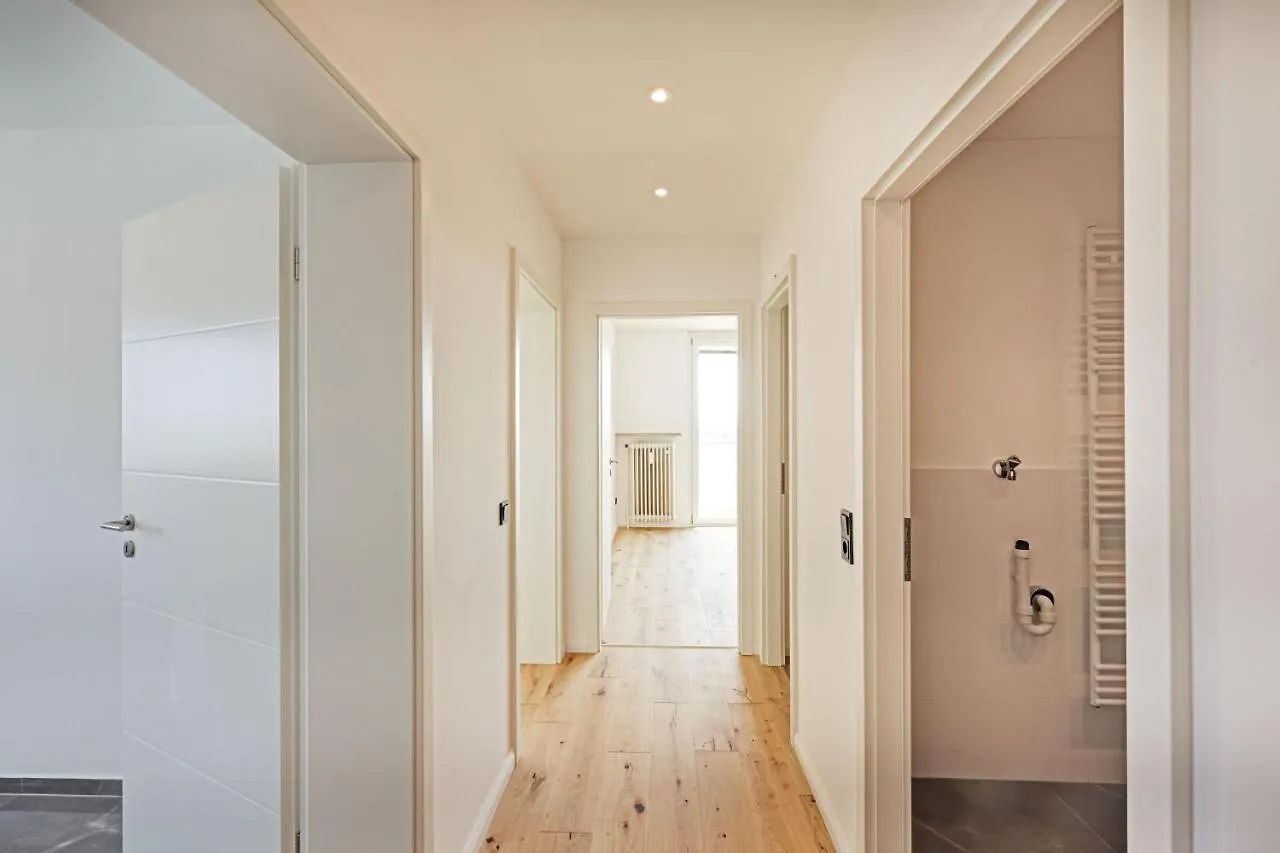 2-Zimmerwohnung - Super Blick! Augsburg Apartment